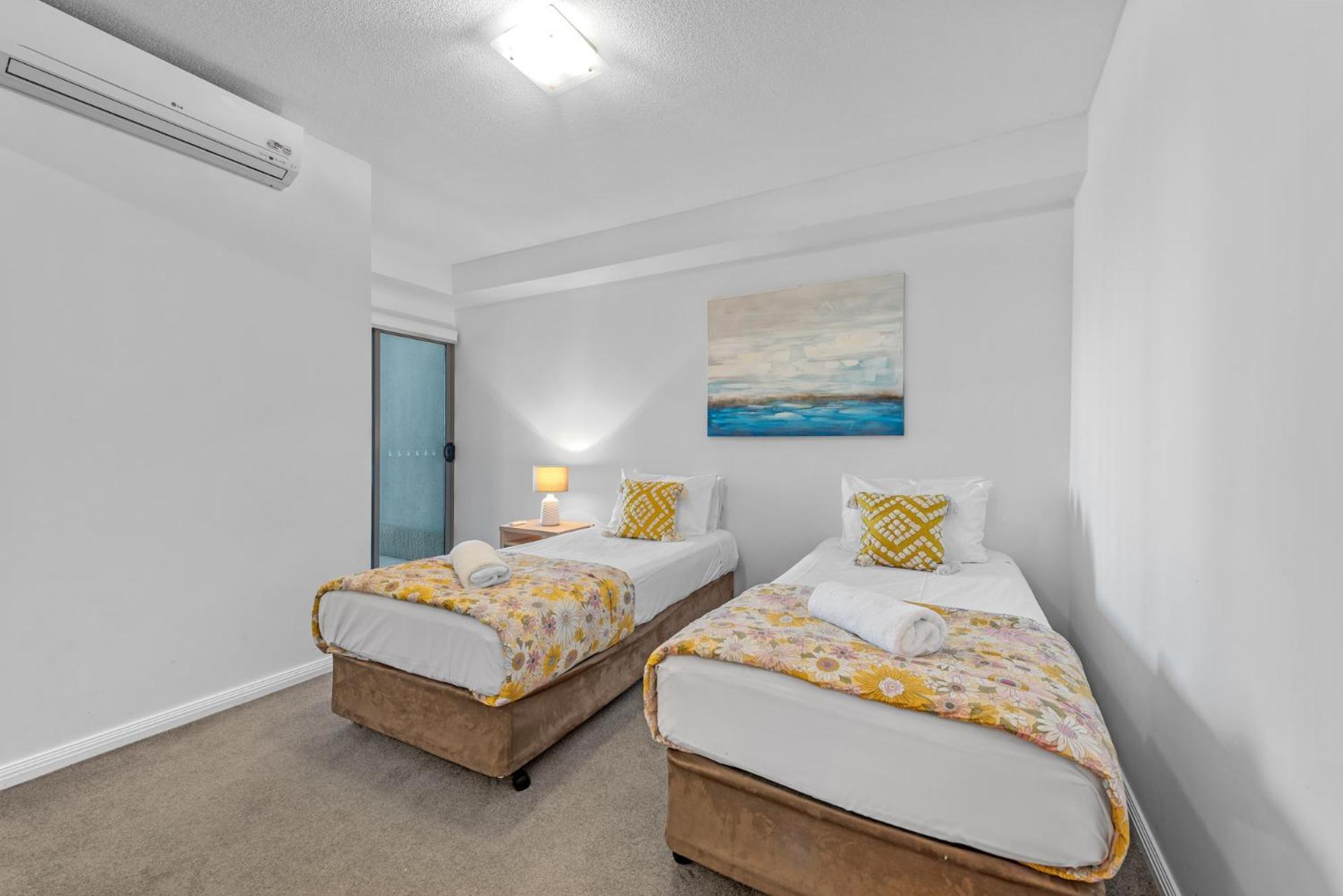 Proximity Waterfront Apartments レッドクリフ エクステリア 写真